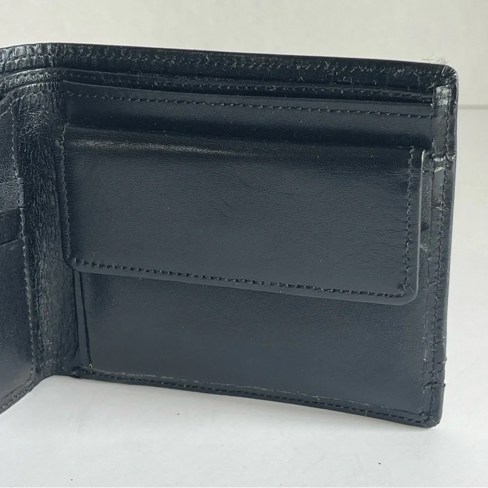 Givenchy Bi fold Black Men’s Wallet . Original
